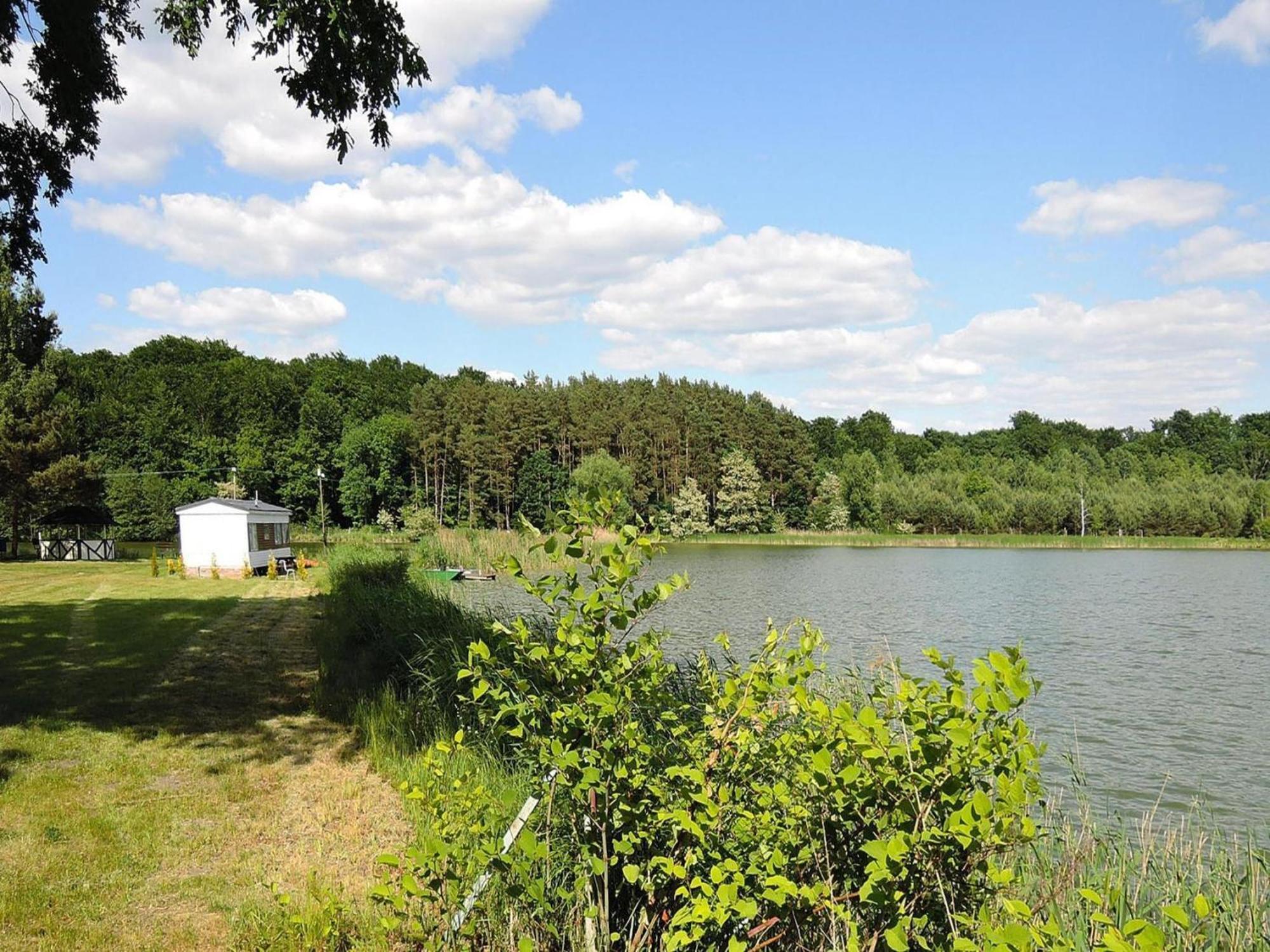 Holiday House In Szczecin At The Lake With The Terrace מראה חיצוני תמונה